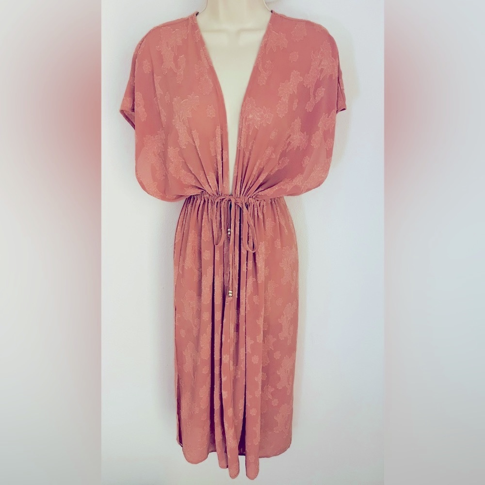 Time and Tru light pink women’s cover up one size fits all tie waist…no tags